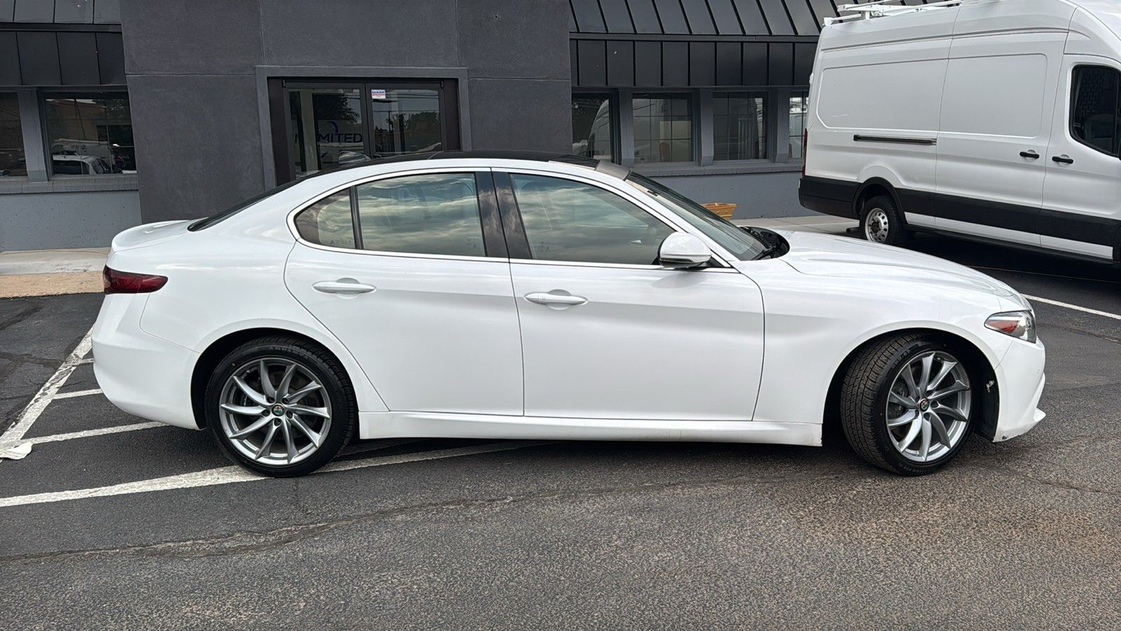 alfa romeo giulia 2018 ZARFAEDN8J7594331 image alfa romeo giulia 2018 ZARFAEDN8J7594331 image